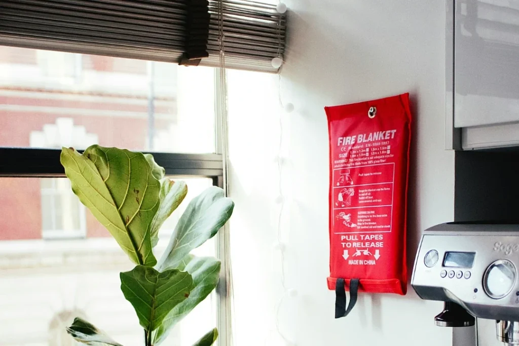 Fire Blanket Kendaraan Listrik
