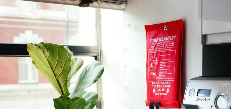 Fire Blanket Kendaraan Listrik