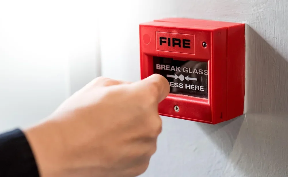 Sistem Proteksi Kebakaran Aktif dan Pasif